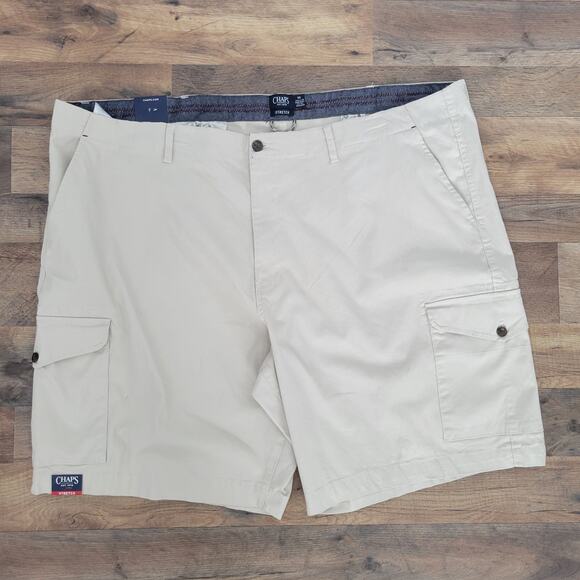 Chaps Men's Khaki Shorts NWT Stretch Cargo Comfort Waistband Size 50 - Picture 1 of 6
